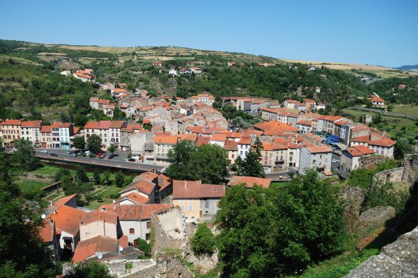 Champeix : vue générale depuis le Marchidial, coté Couze Chambon